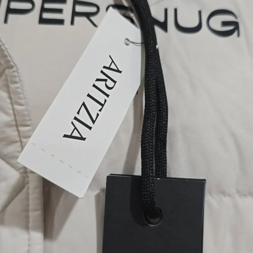 Aritzia The Super Puff™ The SuperSnug Puff™ Mid Jacket - Picture 10 of 11